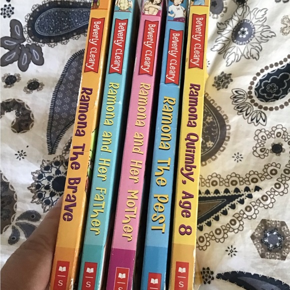 Girls Beverly Cleary Books about Ramona - Picture 3 of 3